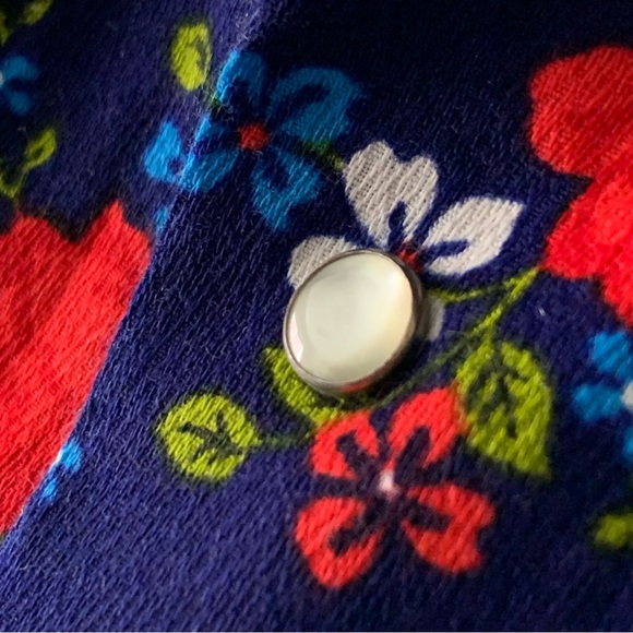 v i n t a g e :: Western Pearl Snap Floral Dagger Collar Shirt - Picture 8 of 12